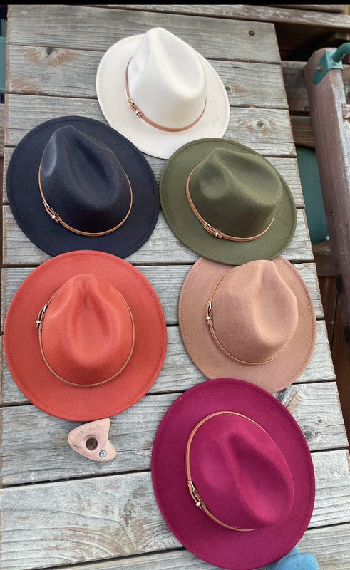 VEGAN FELT PANAMA WITH LEATHER BELT